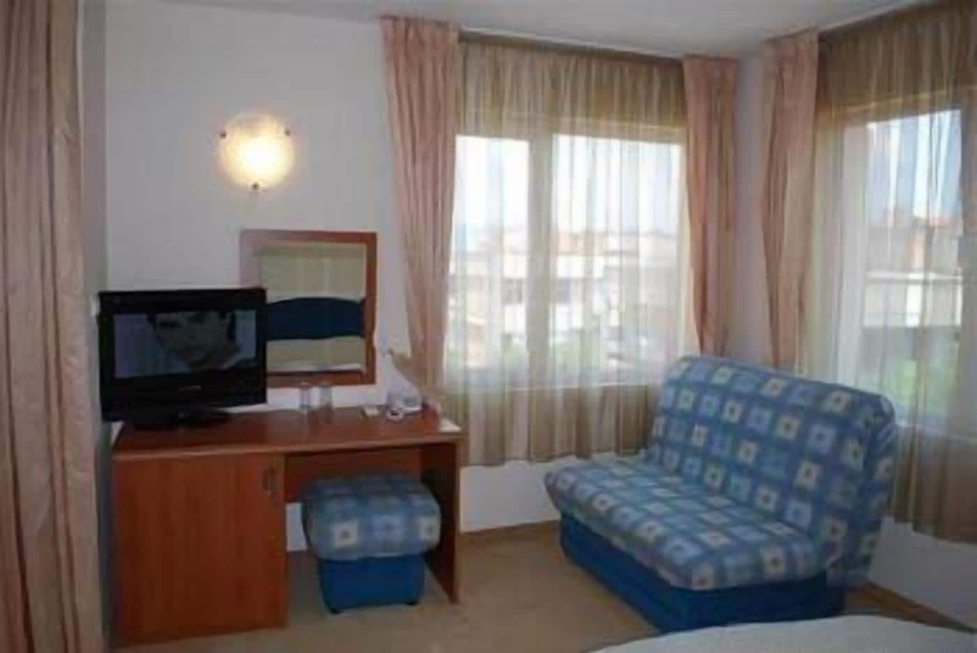 Italia Hotel Νεσέμπαρ Εξωτερικό φωτογραφία