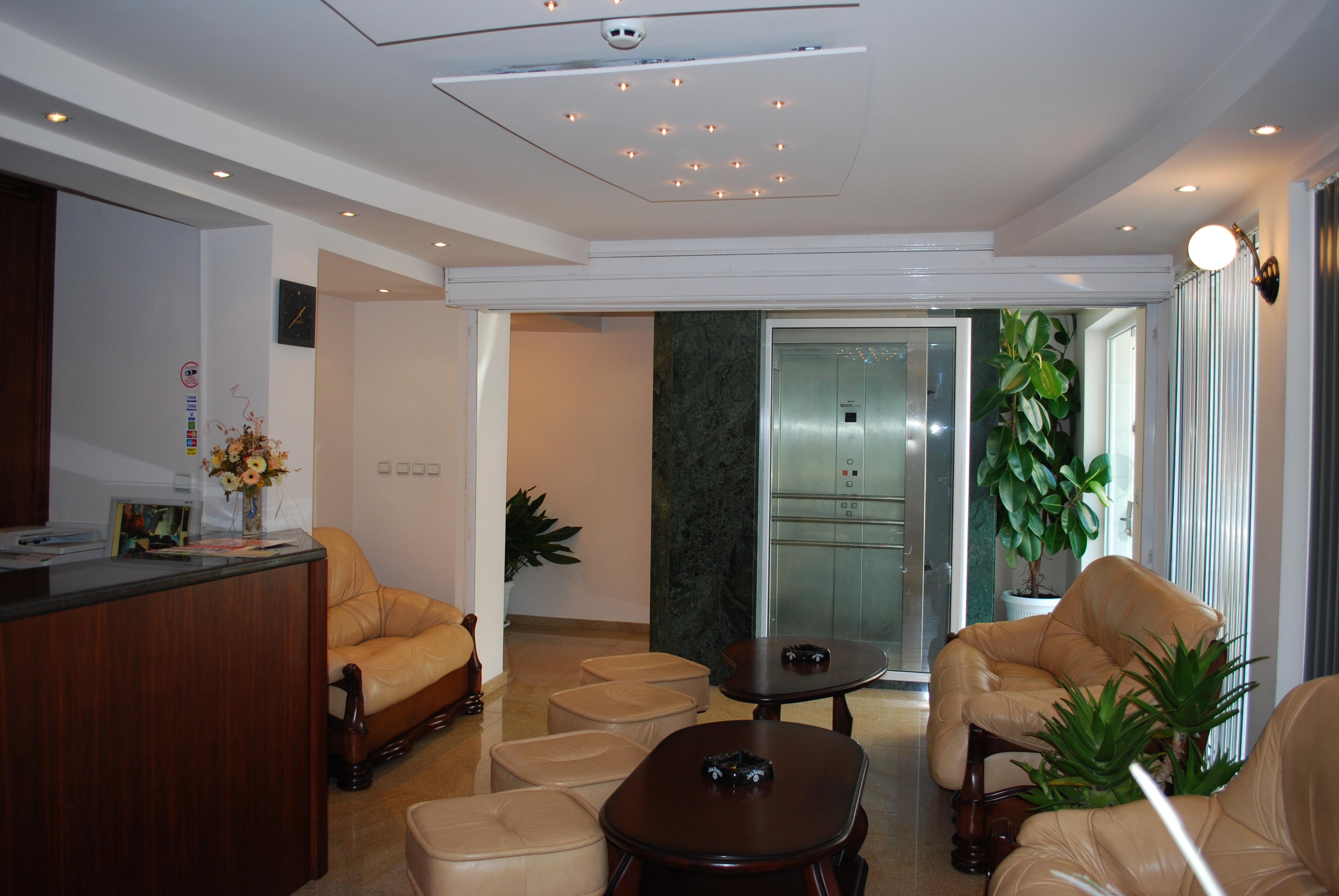 Italia Hotel Νεσέμπαρ Εξωτερικό φωτογραφία